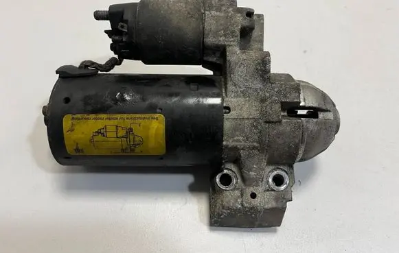 BMW 5 F10 F11 Starter motor 8506657 8570238
