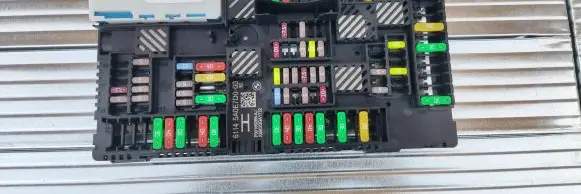 BMW 4 G22 G23 G24 G26 Fuse module 5A0E7D0 P00166266AJ 23B023GA1732
