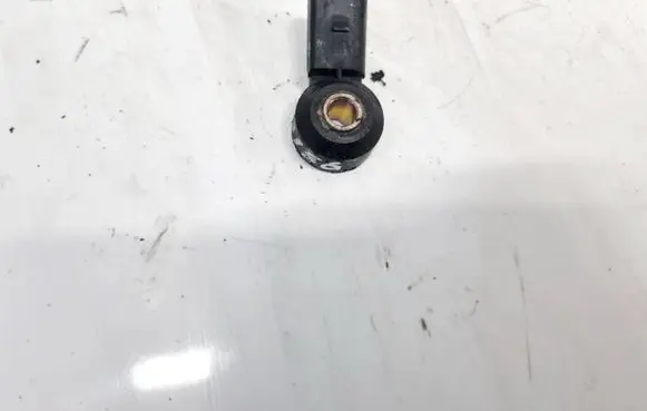 Volkswagen Golf V Detonation knock sensor 030905377C