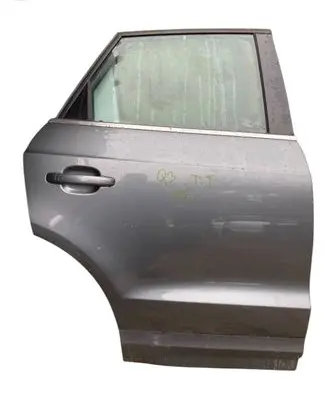 Audi Q3 8U Rear door