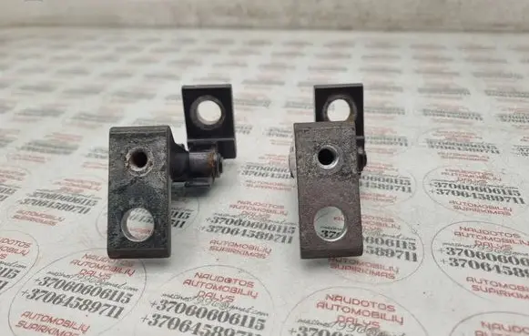 Audi A4 S4 B8 8K Front door hinge set 8K0831401E