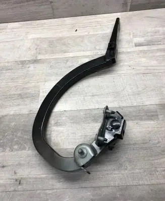 BMW 5 G30 G31 Tailgate/trunk/boot hinge 7366398