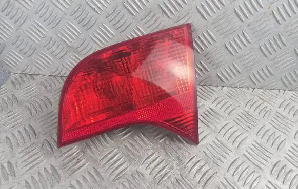 Audi A4 S4 B7 8E 8H Tailgate rear/tail lights 8E9945094 484502 749002