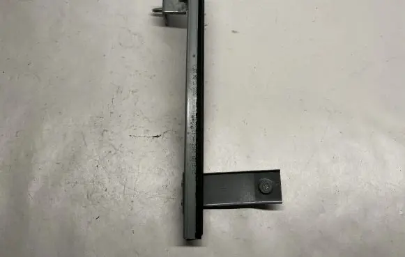 Ford Mustang VI Door glass rail FR3B63263A20