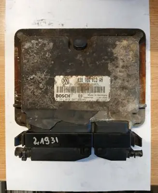 Volkswagen Caddy Engine control unit/module 038906013AN 0281010007