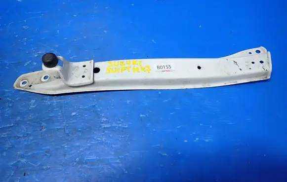 Suzuki Swift II Radiator mount bracket 