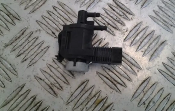 Audi S5 Facelift Turbo solenoid valve 1K0906283A