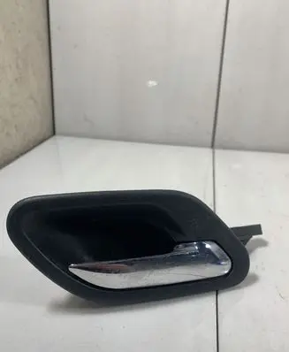 BMW 5 E39 Front door interior handle 8226050