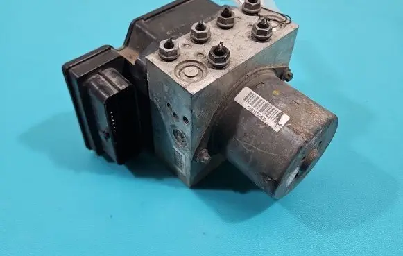 Volkswagen PASSAT B7 ABS Pump 3AA614109AJ IMPRK1492261