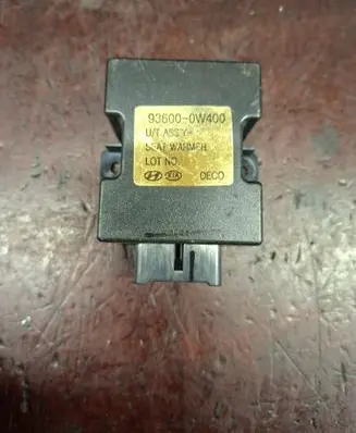 Hyundai Santa Fe Seat heating relay 936000W400