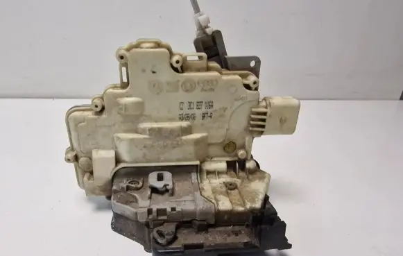 Audi Q7 4L Front door lock 3C1837016A
