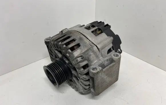Mercedes-Benz E C207 W207 Generator/alternator A0009061722