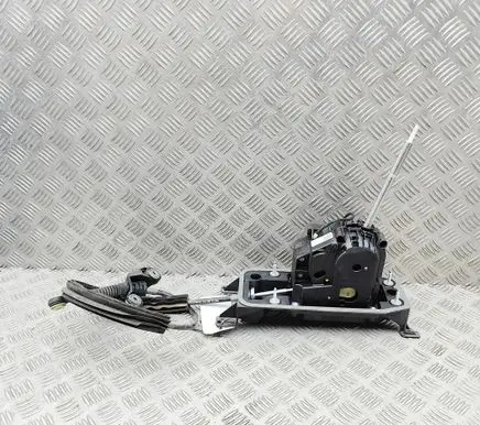 Audi Q3 F3 Gear shifter/selector 5QK713023T