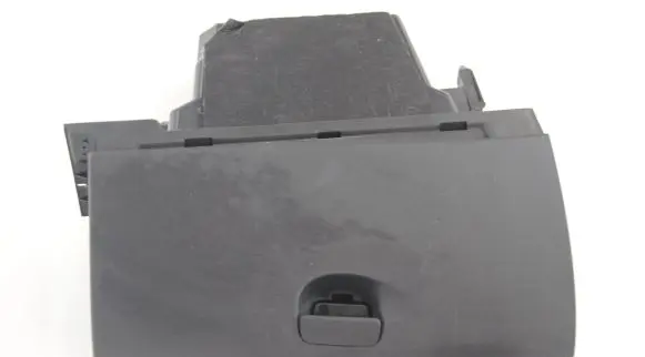 Renault Megane III Glove box 681080020R