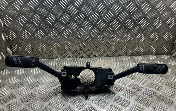 Seat Arona Wiper turn signal indicator stalk/switch 2Q1953507L