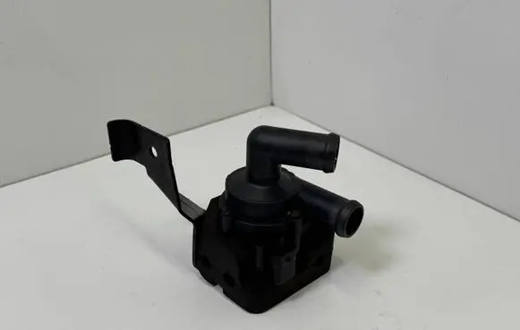 BMW 6 F06 Gran coupe Electric auxiliary coolant/water pump 9239313 64119239313 17669711