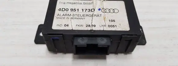Audi A8 S8 D2 4D Alarm control unit/module 4D0951173D NR0051