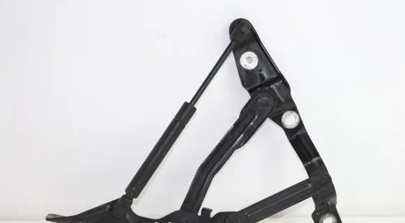 Audi TT Mk1 Engine bonnet/hood hinges 8N0823302