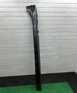 BMW 2 F44 Foot area side trim 8075465