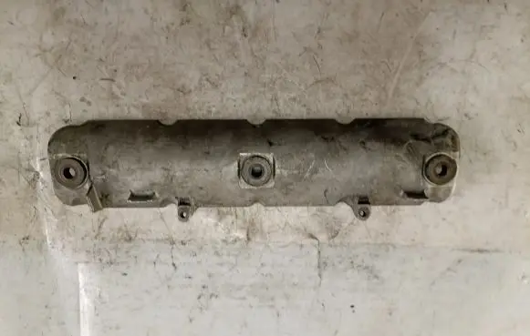 Rocker cam cover
