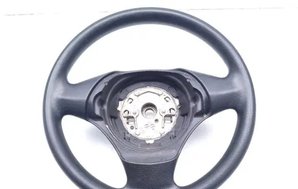 BMW 1 E81 E87 Steering wheel 6763076 61644000B