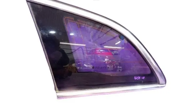 Opel Insignia A Front door window glass four-door 