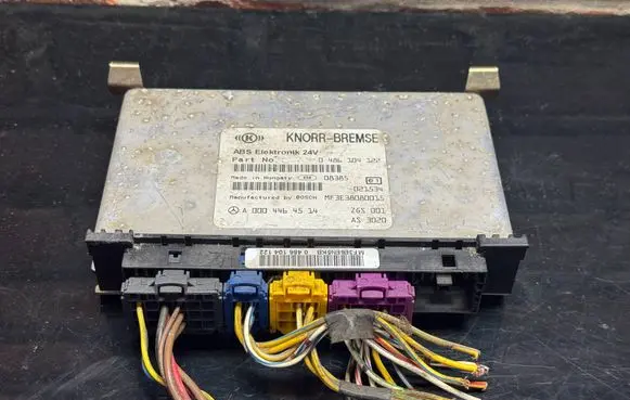 Mercedes-Benz Vario ABS control unit/module 0486104122 ZZLT019810 A0004464514