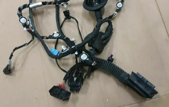 Audi A3 S3 8V Front door wiring loom 8V4971030A