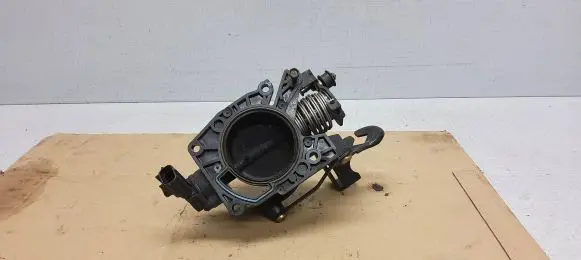 Ford Focus Throttle valve XS4U9E950HA 0628003 XS2A9B989