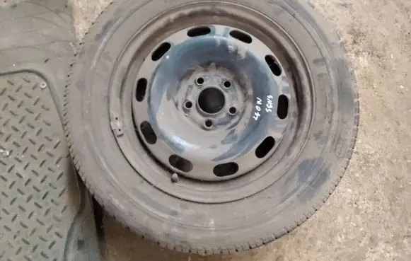 Seat Leon (1M) R15 spare wheel 