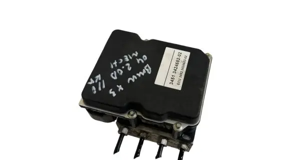 BMW X3 E83 ABS Pump 3424682 3424683