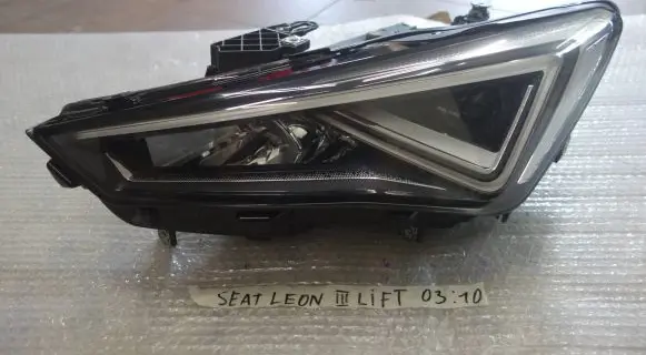 Seat Leon (5F) Headlight/headlamp 5FB941007F