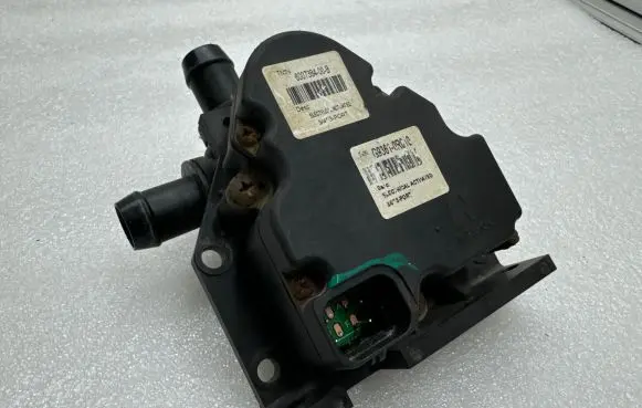 Tesla Model S Electric auxiliary coolant/water pump 600738400B