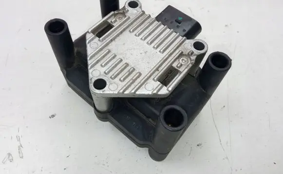 High voltage ignition coil