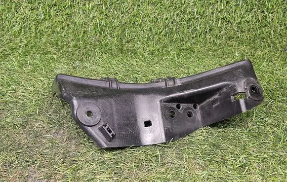 KIA Soul Front bumper mounting bracket 86552B2000