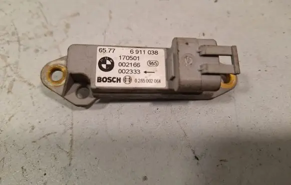 BMW X5 E53 Airbag deployment crash/impact sensor 0285002064 65776911038