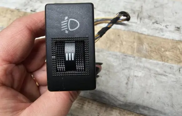 Audi A4 S4 B5 8D Headlight level height control switch 8D0941301