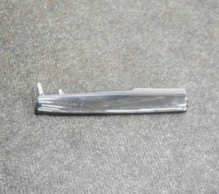 Dashboard glove box trim