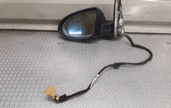Audi A2 Front door electric wing mirror E9011024