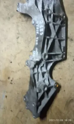 Generator/alternator bracket