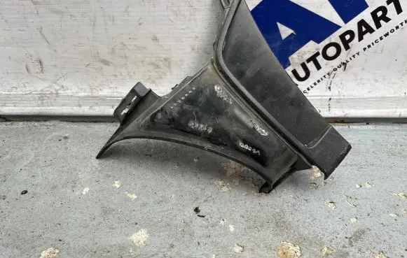 Mercedes-Benz GLC X253 C253 Front bumper corner part panel trim A2538859703