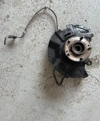KIA Sorento Front wheel hub