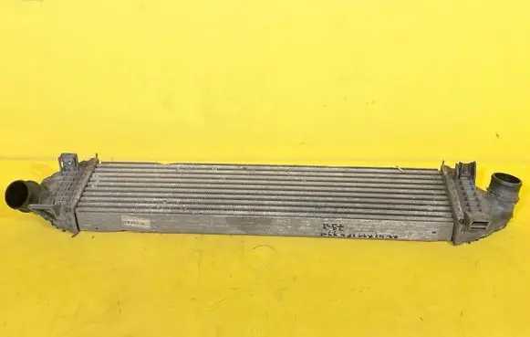 Volvo V50 Intercooler radiator RZ4R11P4