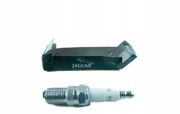 Jaguar XJS Spark plug EAC8914