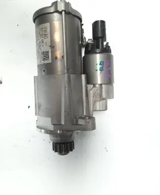 Volkswagen Tiguan Starter motor 02E911022H