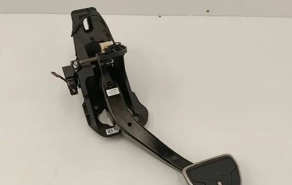 BMW 4 G22 G23 G24 G26 Brake pedal 6874289 6855309 SK626702