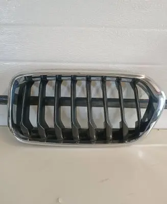 BMW X2 F39 Front grill 7424778 7424778BZS