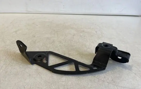 Porsche Taycan 9J1 A/C compressor mount bracket 9J1820905B