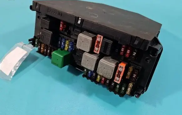 Mercedes-Benz C W204 Fuse box set A2045454501 IMPRK1584892