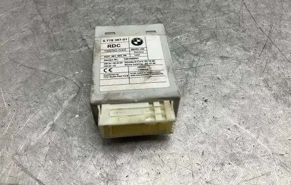 BMW 3 E92 E93 Tire pressure control unit 6778387 053100100306 100168683